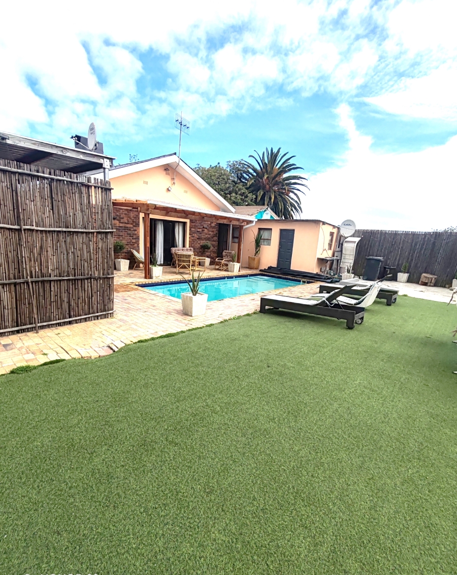3 Bedroom Property for Sale in Russels Rest Western Cape